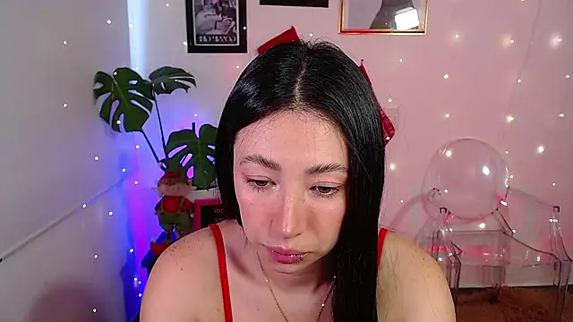 Snapshot of lilyy_evanss chatting on 12/02/24, 10:23 lilyy evanss online show from 12/02/24, 10:23