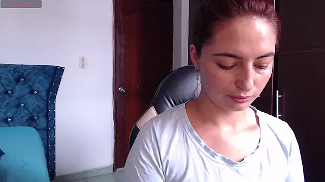 Snapshot of Kate_lorens9 chatting on 12/13/24, 07:21 Kate lorens9 online show from 12/13/24, 07:21