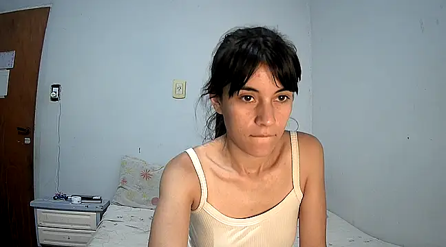 Snapshot of melodybar27 chatting on 01/27/25, 03:15 melodybar27 online show from 01/27/25, 03:15