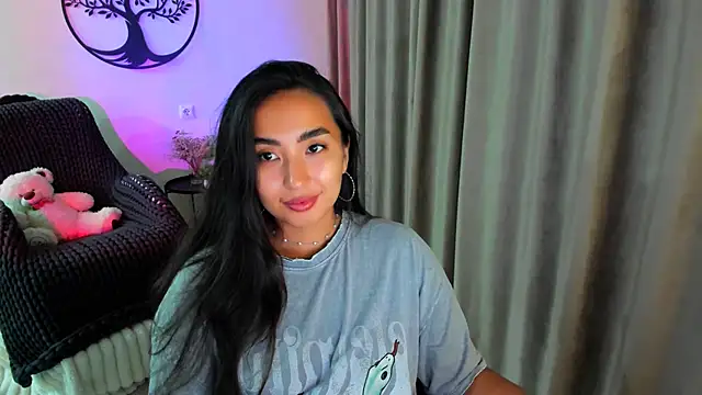 worldofkim online show from 11/10/25, 06:40