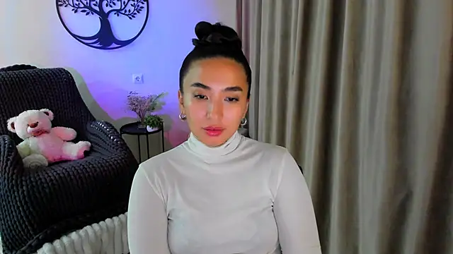 worldofkim online show from 11/12/25, 05:24