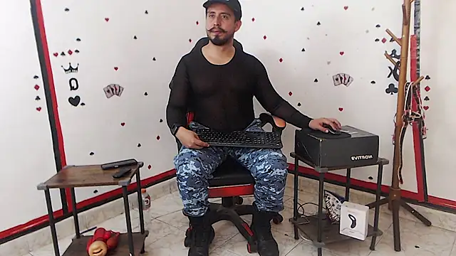 KalethBigDick online show from 10/08/25, 09:18