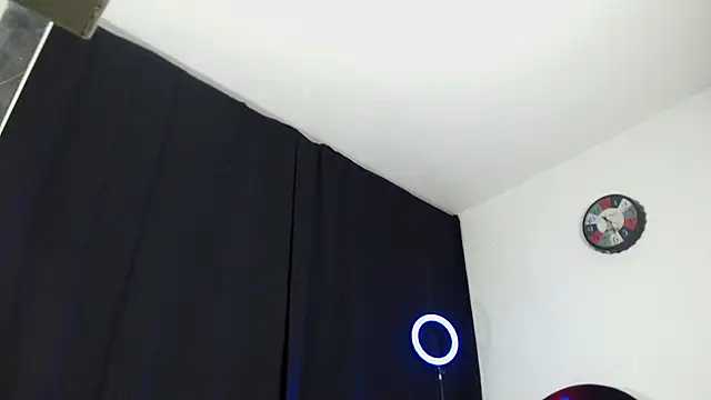 Antonywebb94 online show from 12/16/24, 02:47
