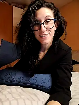 Snapshot of SofiaMori chatting on 01/15/25, 10:02 SofiaMori online show from 01/15/25, 10:02