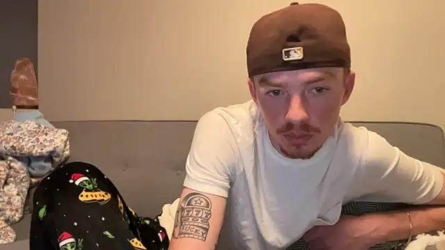 younghungginger online show from 11/13/25, 12:09