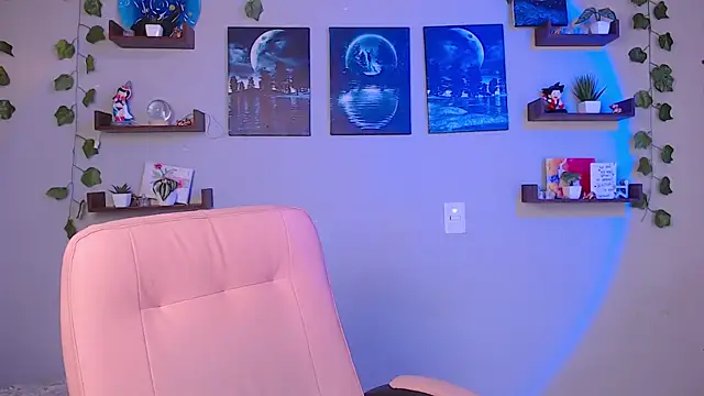Snapshot of macey_elliot_ chatting on 02/04/25, 12:22 macey elliot online show from 02/04/25, 12:22