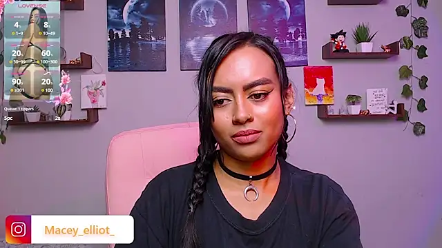 Snapshot of macey_elliot_ chatting on 02/11/25, 05:50 macey elliot online show from 02/11/25, 05:50
