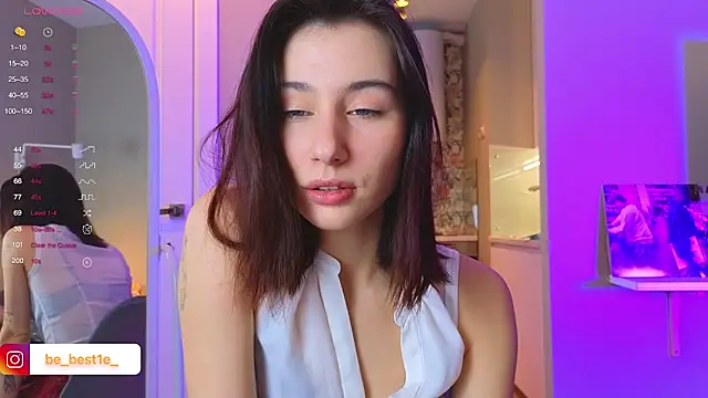 Snapshot of Vostok-6 chatting on 02/11/25, 10:04 Vostok-6 online show from 02/11/25, 10:04
