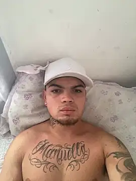 Snapshot of hypefock chatting on 01/27/25, 09:55 hypefock online show from 01/27/25, 09:55