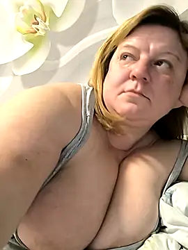 jusichka online show from 02/20/25, 09:20