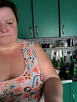 jusichka online show from 10/22/25, 09:42