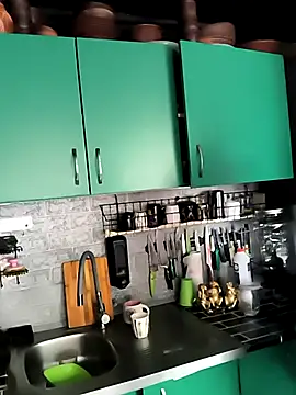 jusichka online show from 10/24/25, 06:10