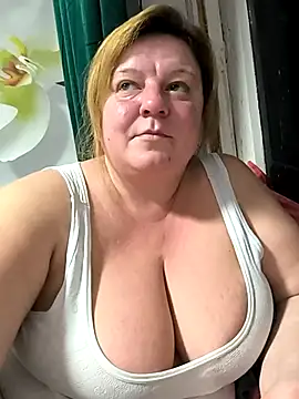 jusichka online show from 10/27/25, 07:40