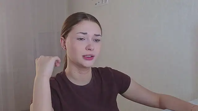 CharryClim online show from 11/11/25, 04:12