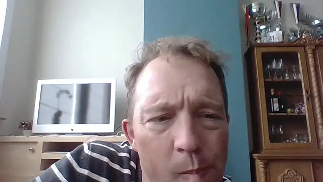 bertolini online show from 10/14/25, 02:07