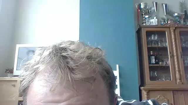 bertolini online show from 10/16/25, 01:34