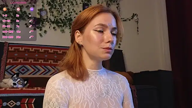 Snapshot of girl_with_snaketatto0 chatting on 09/09/25, 02:22 girl with snaketatto0 online show from 09/09/25, 02:22