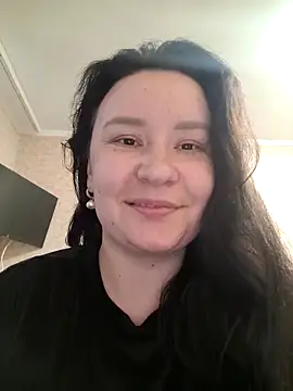 AlexaLexie online show from 11/08/25, 01:22