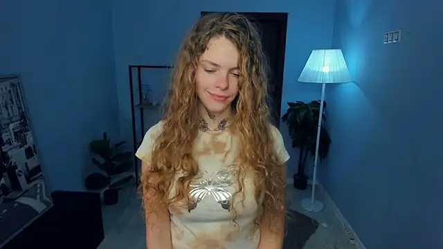 RayaNenlia online show from 10/27/25, 05:11