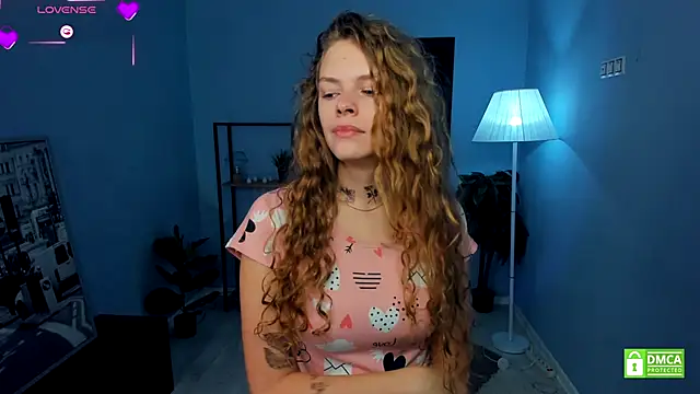 RayaNenlia online show from 11/12/25, 05:08