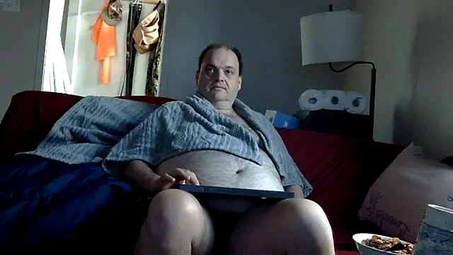 Snapshot of caressonnous chatting on 11/11/25, 01:44 caressonnous online show from 11/11/25, 01:44