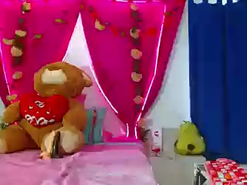 natashakissess online show from 10/22/25, 03:23