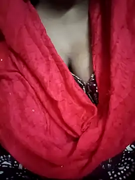 Priya hotgirl23 online show from 10/02/25, 12:01