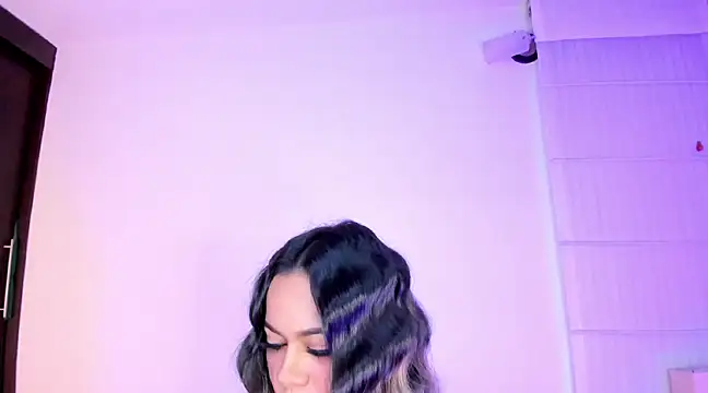 Snapshot of summer_holiday chatting on 12/08/24, 10:41 summer holiday online show from 12/08/24, 10:41