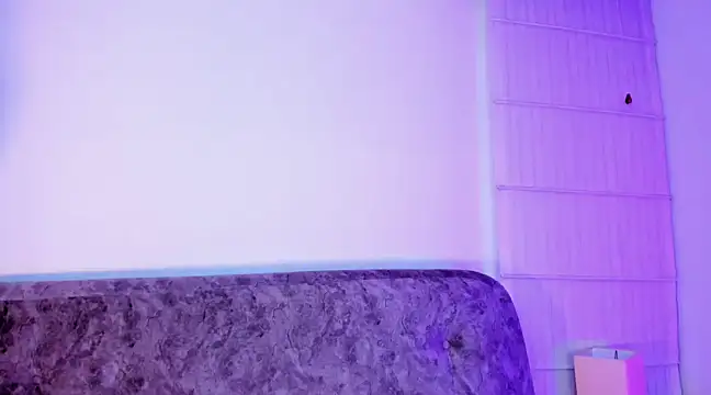 Snapshot of summer_holiday chatting on 01/07/25, 05:12 summer holiday online show from 01/07/25, 05:12