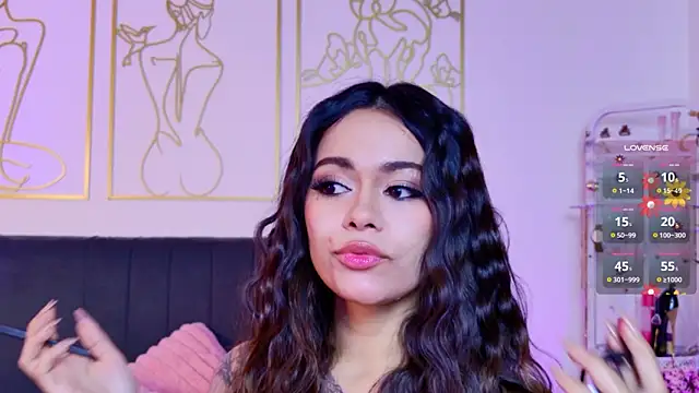 Snapshot of summer_holiday chatting on 09/22/25, 06:37 summer holiday online show from 09/22/25, 06:37