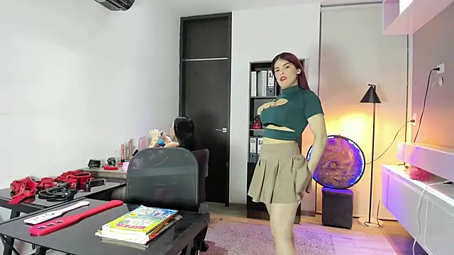 Snapshot of xalicesfantasyx chatting on 10/14/25, 01:28 xalicesfantasyx online show from 10/14/25, 01:28