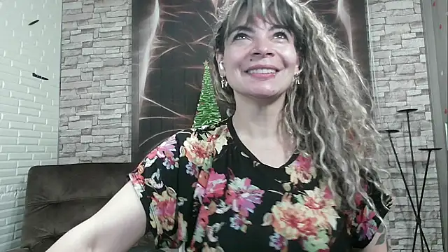 charlotedoll online show from 12/22/24, 11:00