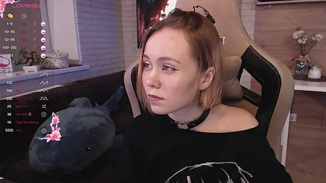 lucy mirror online show from 09/09/25, 08:30