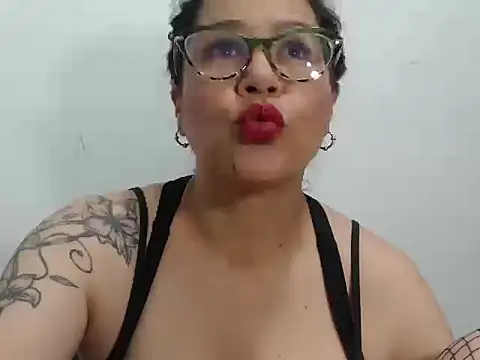 naughty doll horny online show from 10/11/25, 08:35