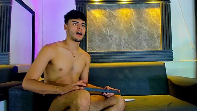 liam genner  online show from 11/13/25, 08:30