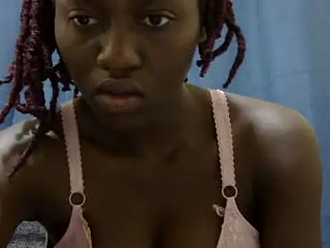 Snapshot of Seeexxxy-bree chatting on 02/25/25, 09:42 Seeexxxy-bree online show from 02/25/25, 09:42