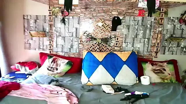 Snapshot of Indian_Blaze00 chatting on 11/10/25, 09:19 Indian Blaze00 online show from 11/10/25, 09:19