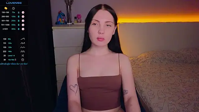 Snapshot of Katrine__ chatting on 09/13/25, 11:48 Katrine online show from 09/13/25, 11:48