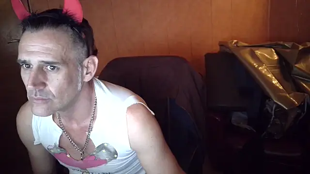 Lia Y PatrickX online show from 11/16/25, 01:06