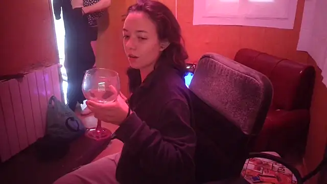 Lia Y PatrickX online show from 11/26/25, 08:37