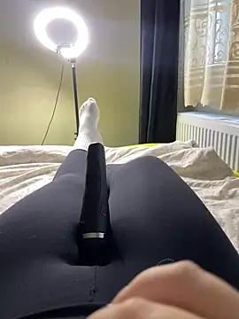 Ceyceys online show from 12/19/24, 11:50