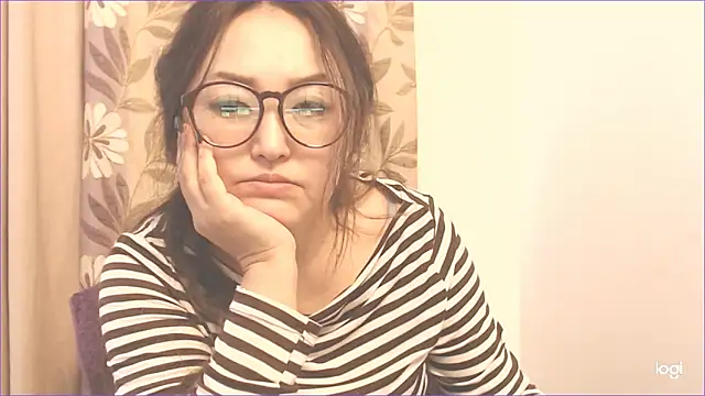 Snapshot of hrnyteacher chatting on 01/21/25, 06:00 hrnyteacher online show from 01/21/25, 06:00