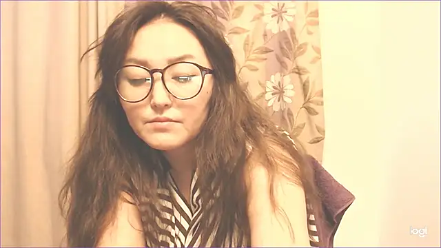 Snapshot of hrnyteacher chatting on 03/10/25, 11:06 hrnyteacher online show from 03/10/25, 11:06