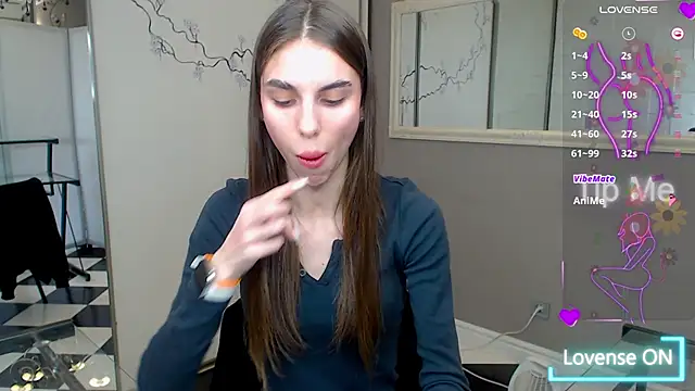 EmmyGreans online show from 03/05/25, 12:22