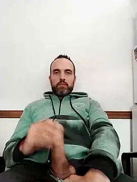 leon3875 online show from 12/05/24, 03:28