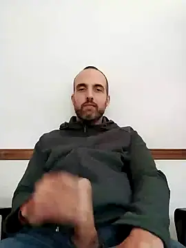 leon3875 online show from 12/20/24, 03:31