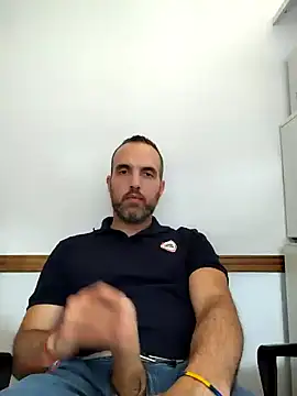 leon3875 online show from 01/21/25, 03:32