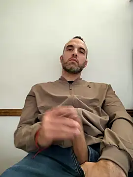 leon3875 online show from 09/08/25, 03:22