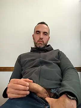 leon3875 online show from 09/12/25, 03:34