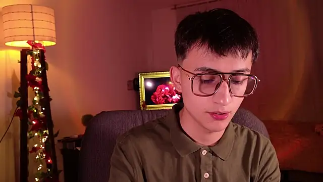 Snapshot of Mr_evan1 chatting on 01/09/25, 12:41 Mr evan1 online show from 01/09/25, 12:41